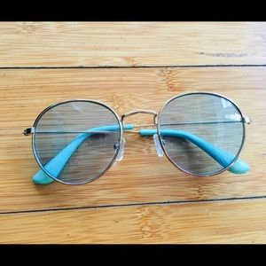 Clear blue sunglasses 🦋